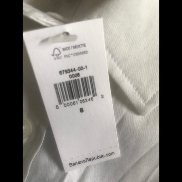 Banana Republic White Sleeveless Fitted Button Down Shirt - Picture 4 of 5